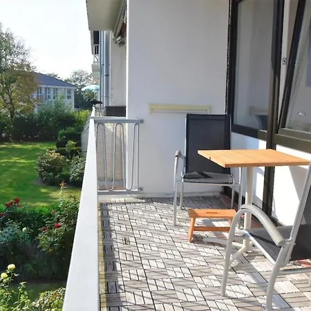 Sonnige Ferienwohnung 부숨